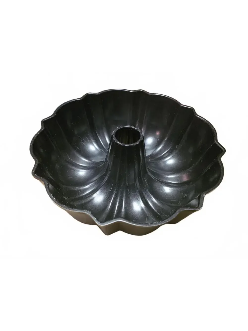 Nordic Ware Vintage Bundt Cake Pan Black Cast Aluminum 12 Cup Heavy Duty
